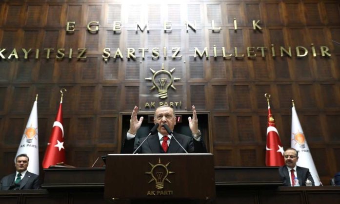 President Erdoğan trying to be eloquent in front of his Party members