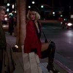 Richard Gere and Julia Roberts in Pretty Woman (1990) - major movie spoilers in logline